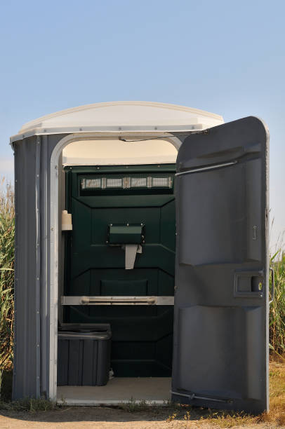 Best Portable restroom trailer rental  in New Paleste, IN